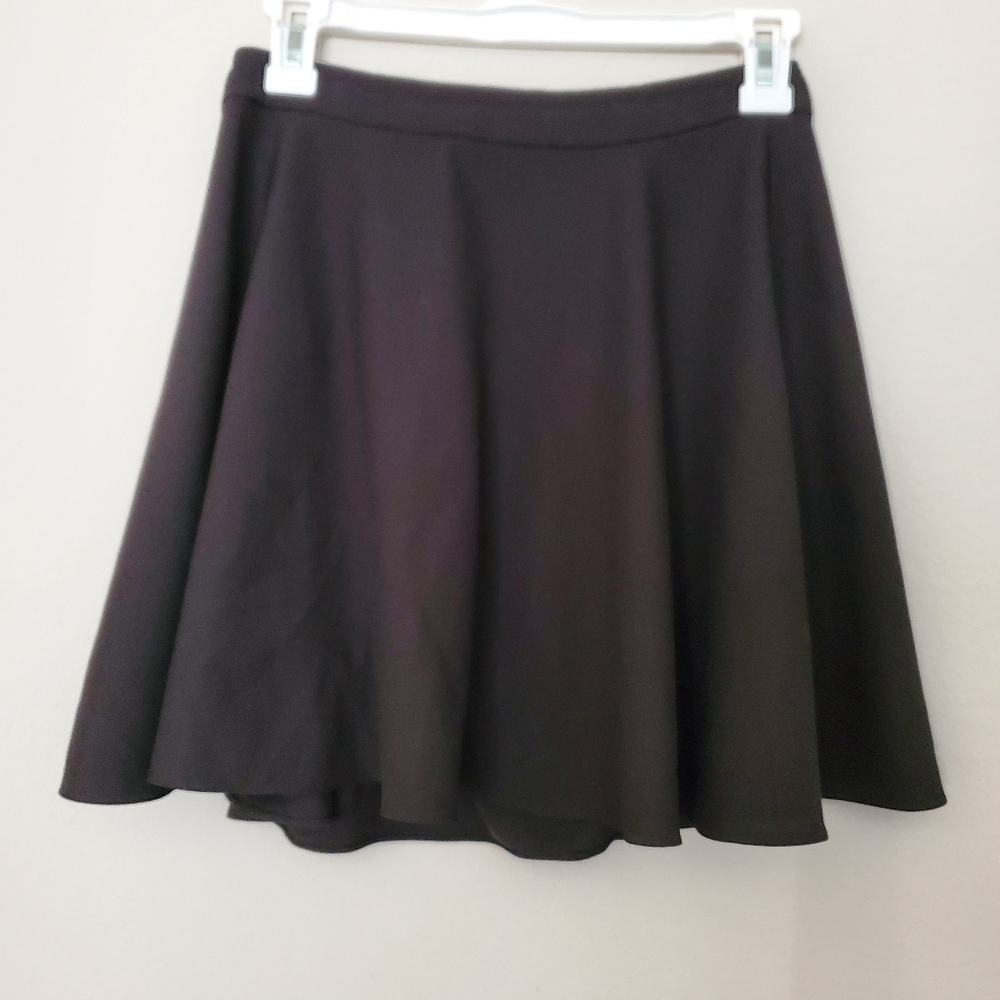 Black Flowy Mini-Skirt